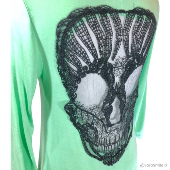 MODERN VINTAGE BOUTIQUE Boho Lace Skull Top small - Picture 5 of 9